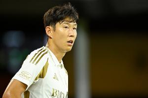 孙兴慜造红牌仍遭痛批！4次过人全败获洛杉矶FC队内最低分