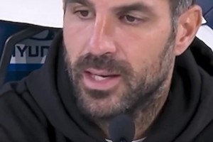 杀人诛心❓小法：4-0时我让球队放慢节奏，导致了最后时刻丢球